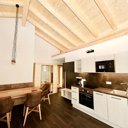 Haus Alpenblick דירה לאדיס