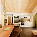 Haus Alpenblick לאדיס